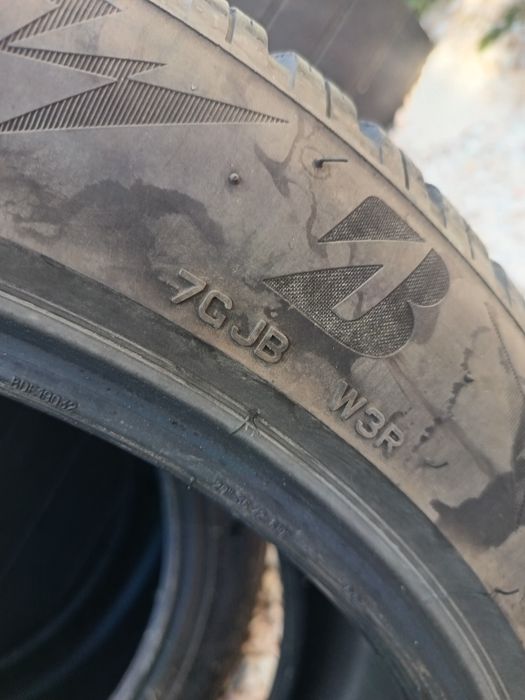 Гуми  Bridgestone 265/45/20
