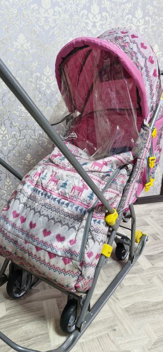 Продам детскую коляску-санки за 30000