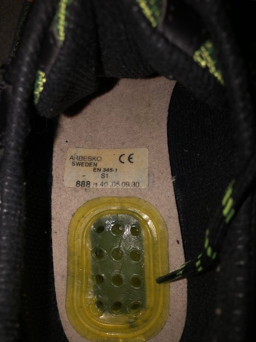 Bocanci Arbesko, marime 40.