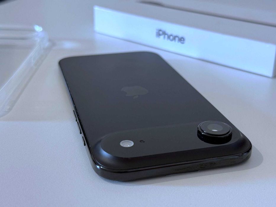 Бартер! iPhone Air Space Black (Черен)