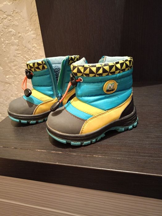 Продам детский комбинезон