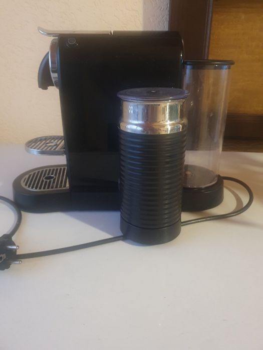 Nespresso cu spumant