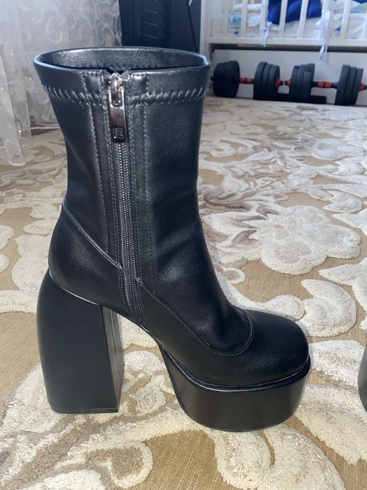 Продам ботильоны