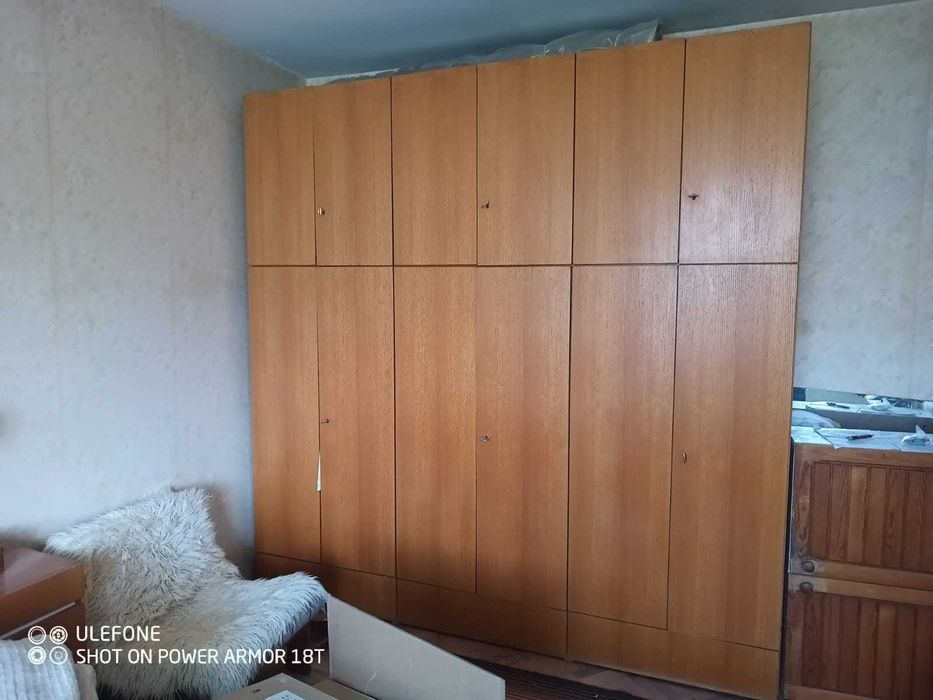 Подарявам добре запазени мебели