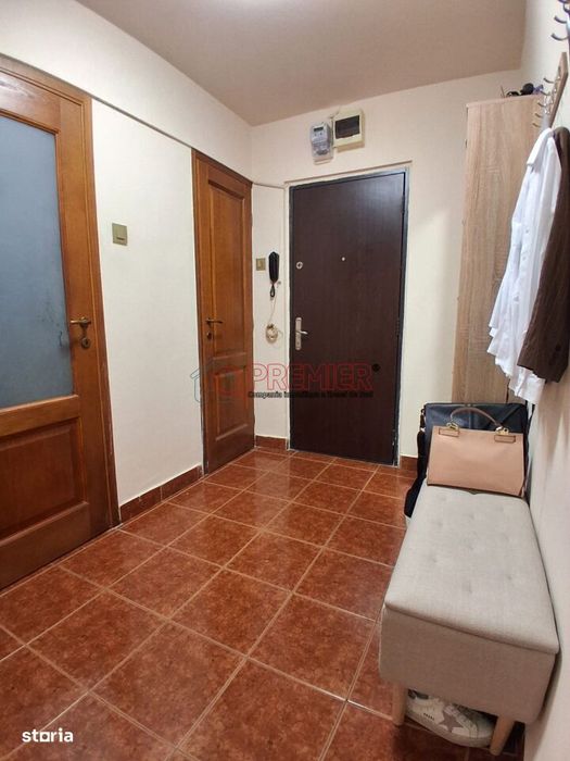 Metrou Brancoveanu - 4 camere