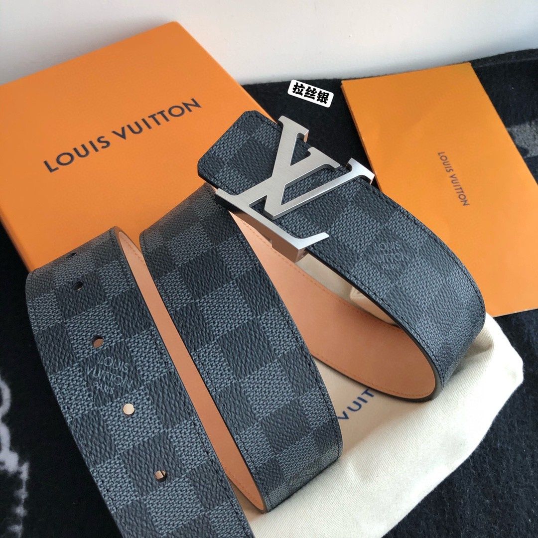 Pantaloni scurti Louis Vuitton Premium Cluj-Napoca • OLX.ro