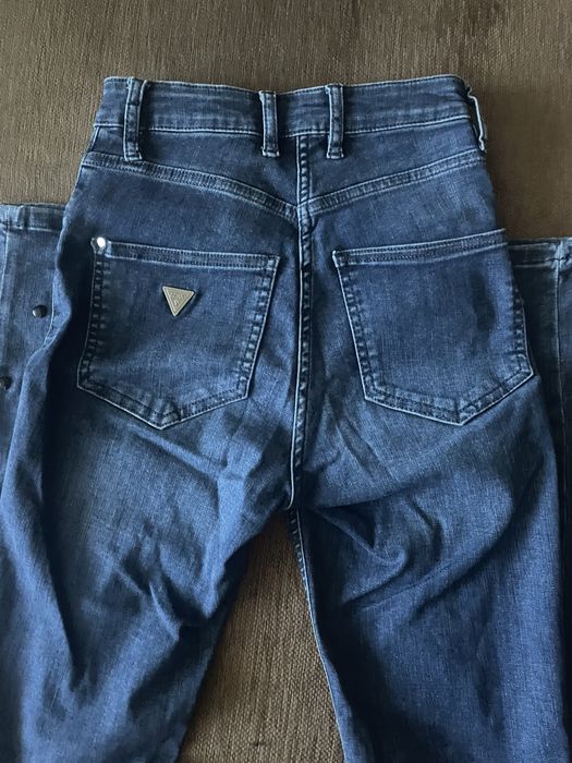 Дамски дънки GUESS