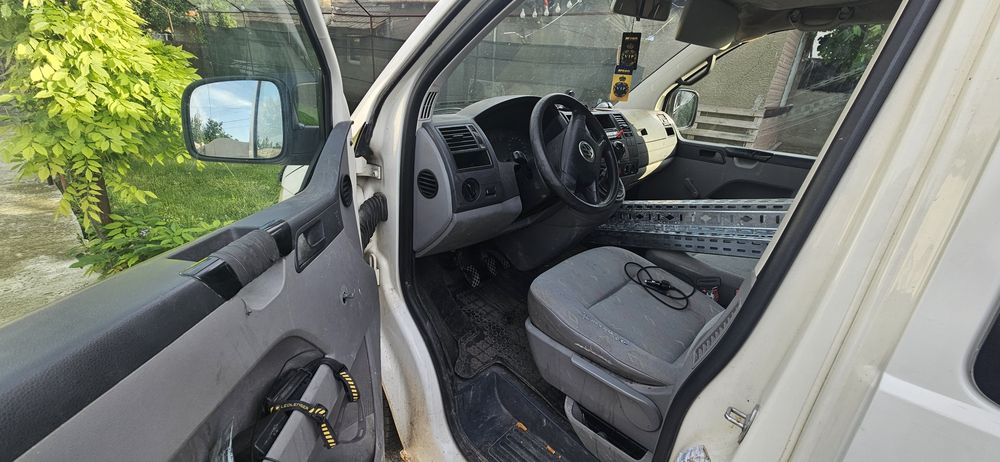 De vanzare VW T5