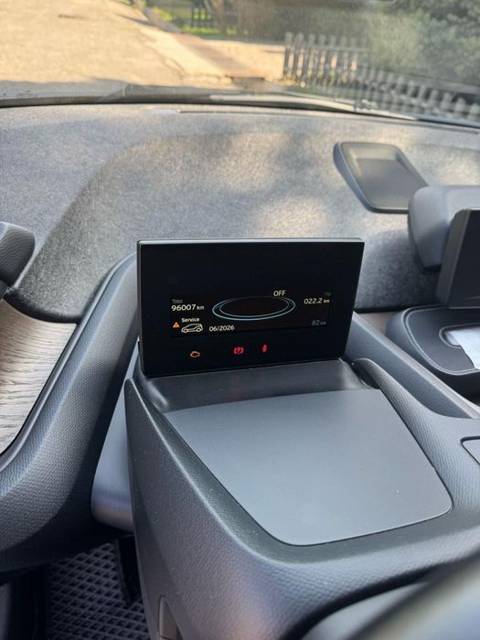 Продаю автомобиль BMW I3 гибрид