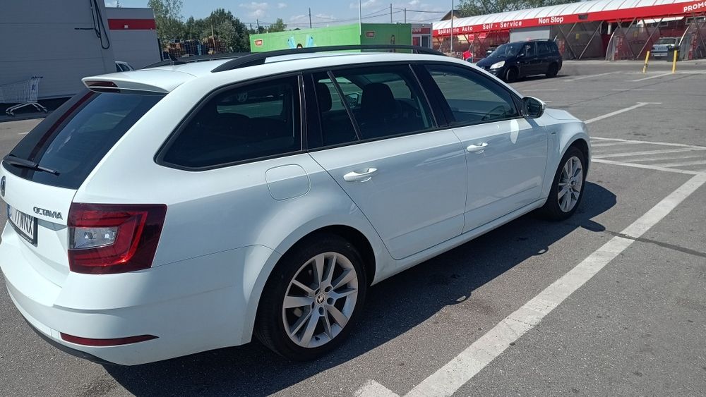 Skoda Octavia 150 cp DSG
