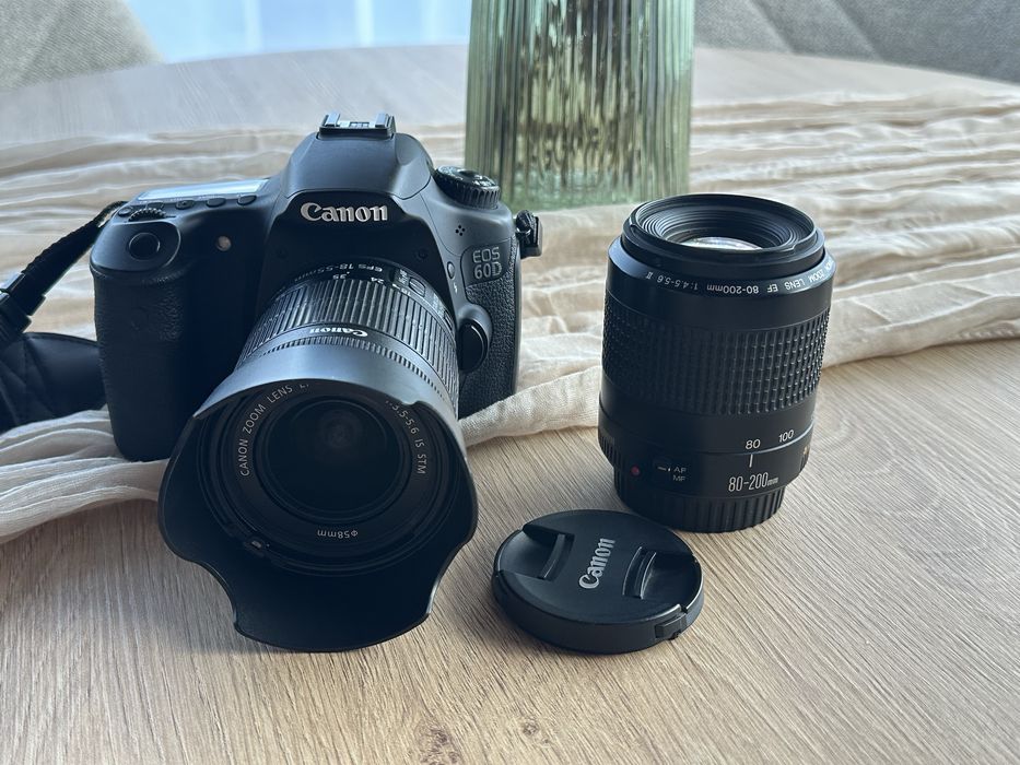 Camera Canon 60D + Obiectiv 18-55 STM + Tele 80-200