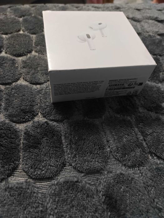 Apple AirPods Pro 2 – Чисто нови, оригинални, запечатани