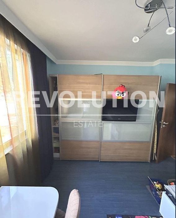 Дава се под наем Четиристаен апартамент в Варна, Лятно кино Тракия - 105 кв.м за 548.25 € - Снимка #6