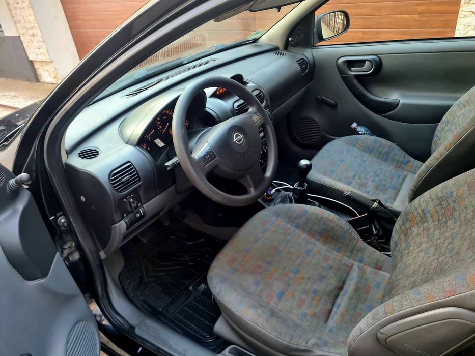 Opel corsa c / 1.2 benzina