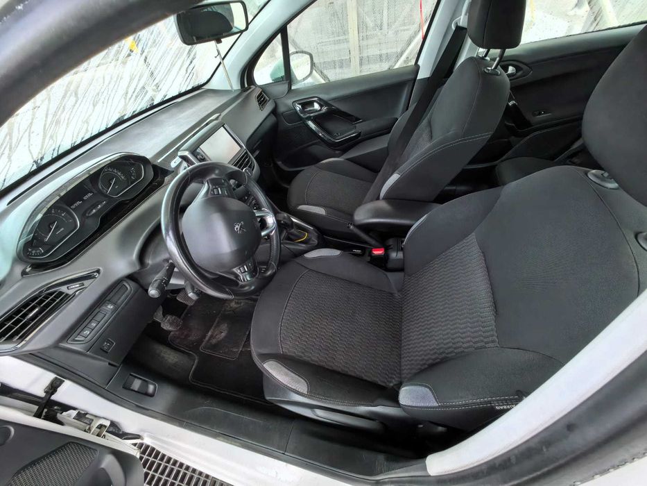 PEUGEOT 208 2016 — imagine 4