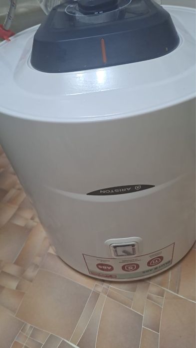 Продам титан аристон