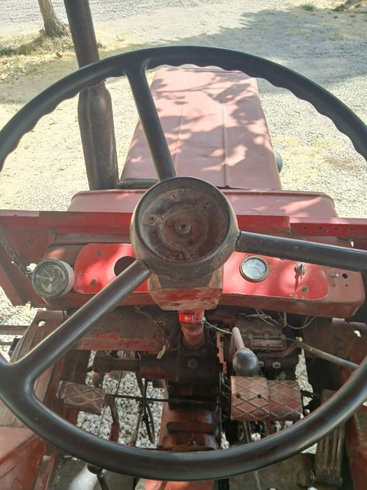 Трактор т25.   Сотилади