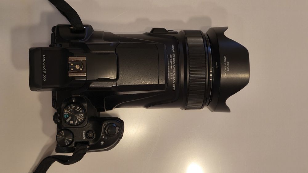 Фотоапарат Nikon P1000 - 24-3000 zoom