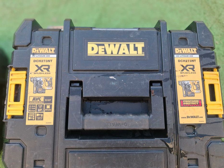 Куфар за инструменти Dewalt