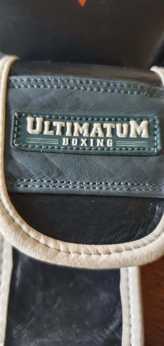 Продам боксёрские перчатки