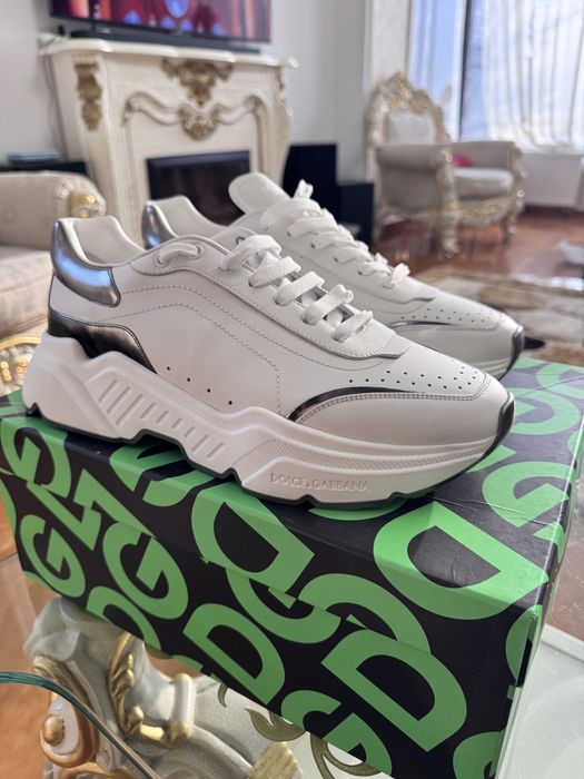 Dolce gabbaa marimea 45