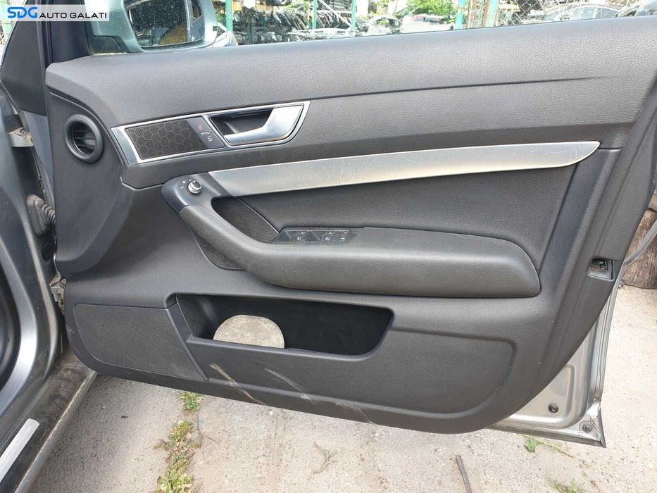 Panou Tapiterie Fata Interioara Piele Usa Portiera Dreapta Fata Audi A6 C6 2005 - 2011 [C4711]