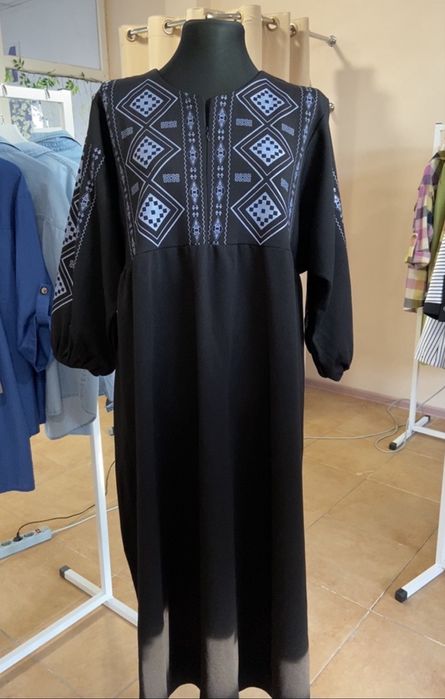 Продам платье трикотажное