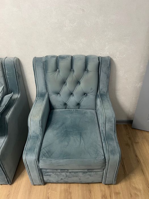 Продам диван б/у + 2 кресла