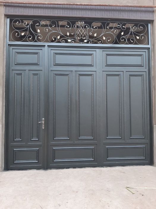 Металлический железный ворота Temir Darvoza naves