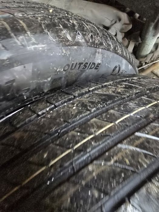 Лятна автомобилна гума