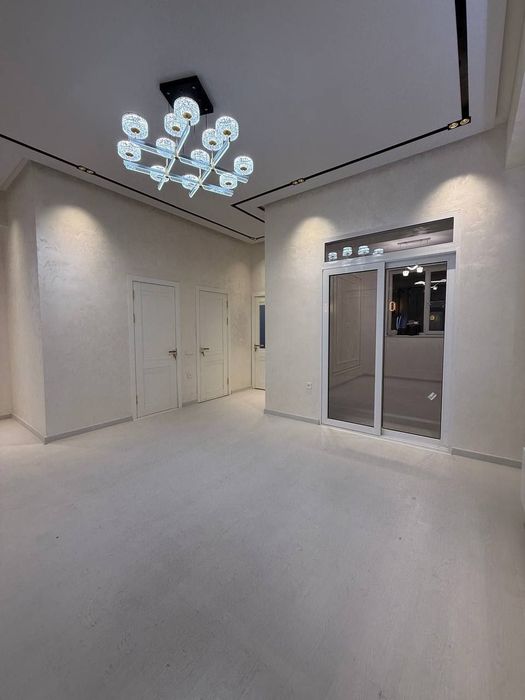 Срочно! Продаётся двухкомнатная квартира Юнусабад 8 квартал 1 этаж