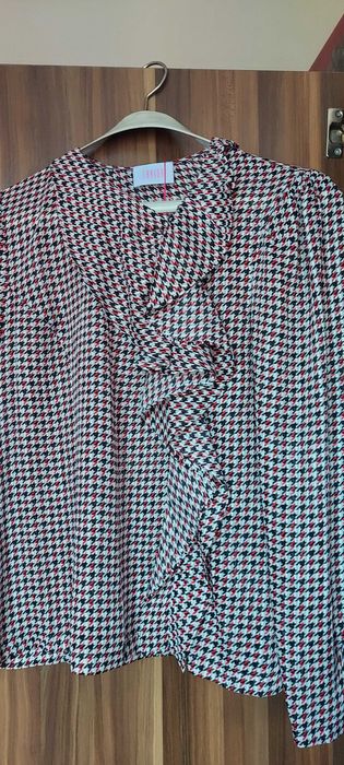 Разкошна Нова елегантна и фина риза / блузка )/Savida, S размер