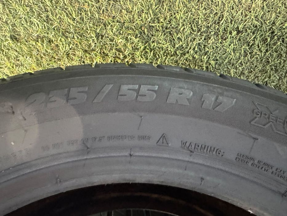 235 55 17 Michelin