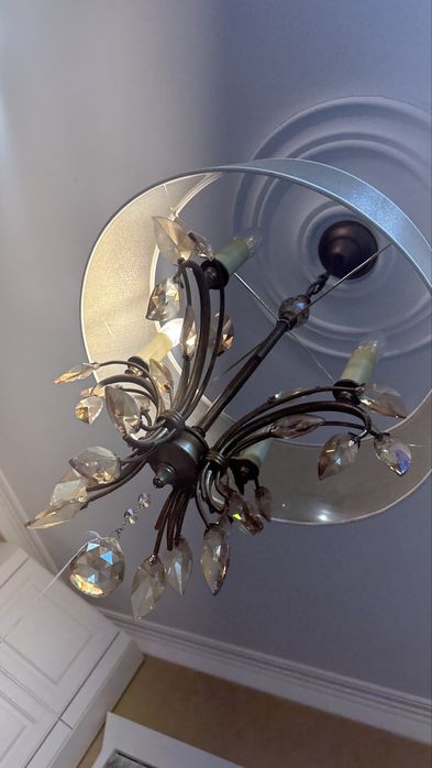 Candelabru elegant cu cristale – Stil clasic – 3 surse – Abajur textil