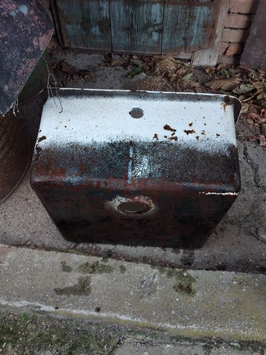 Стара чугунена мивка