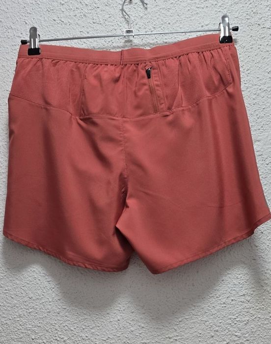 Дамски оригинални къси панталонки.  Като нови.  Nike DRI FIT