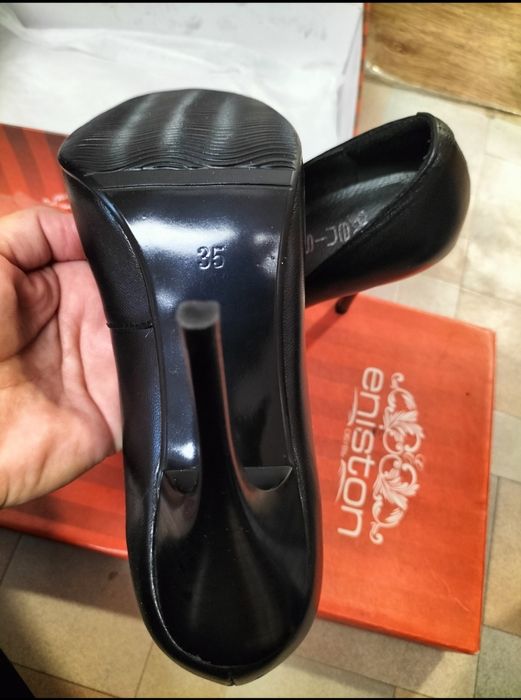 Продам туфли натуральная кожа