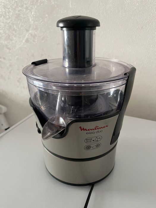 Соковыжималка продам