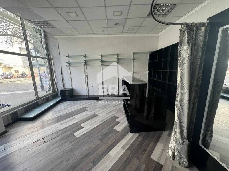 Търговско помещение център гр. Хасково