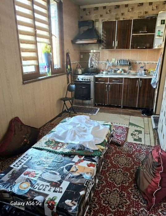 Срочно Уч тепа тумани 15кварталда 3 хоналик квартира сотилади