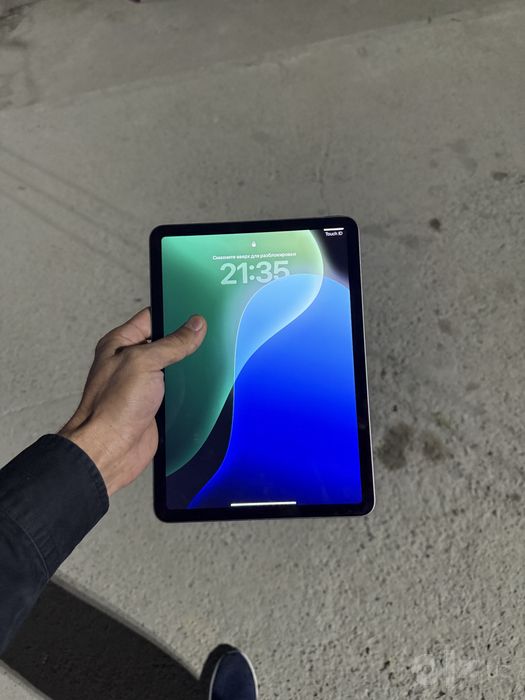 iPad Air 11” M2 — 256GB Wi-Fi