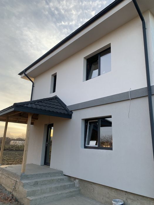 Casa de vanzare P+1E+Pod Darasti Ilfov // 120 mp desfăşurați