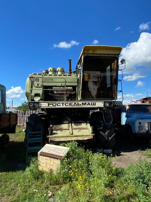 Комбайн ДОН-1500Б