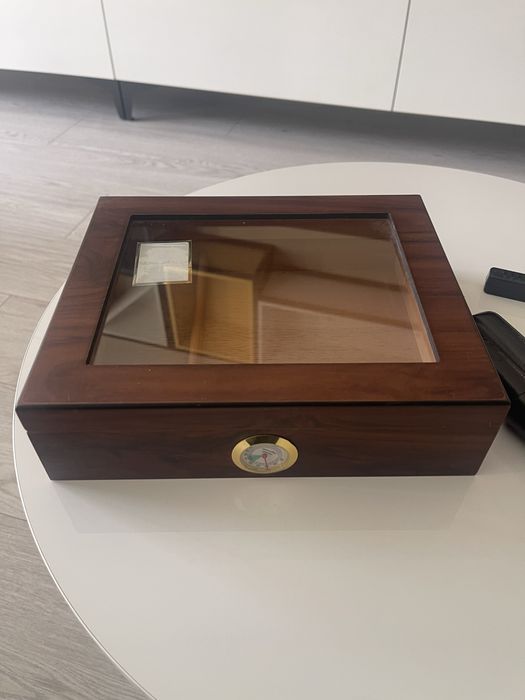 Кутия за пури (Хумидор ) ANGELO, С ВЛАГОМЕТЪР