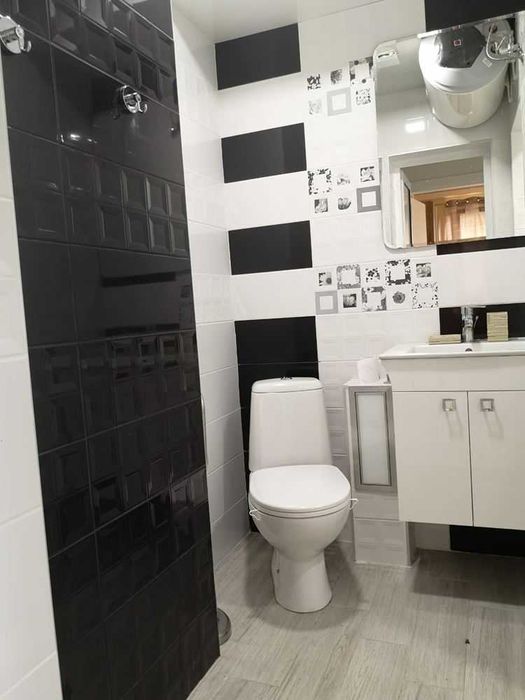 УЮТЕН дом! Тристаен апартамент - район Базар Левски!