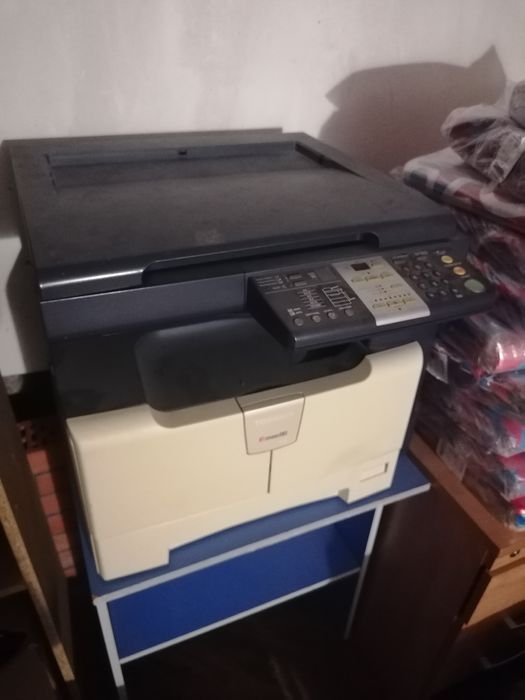Копировальный принтер Toshiba e studio 181.