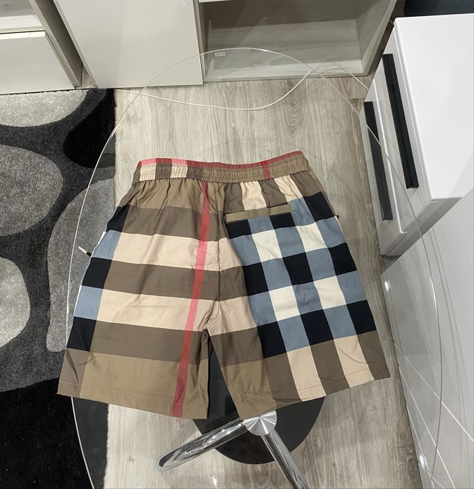 Pantaloni scurti burberry