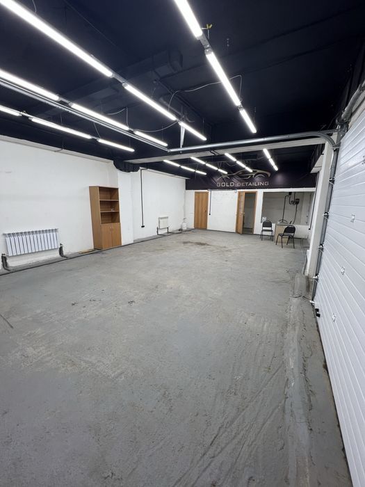 Бокс в паркинге.