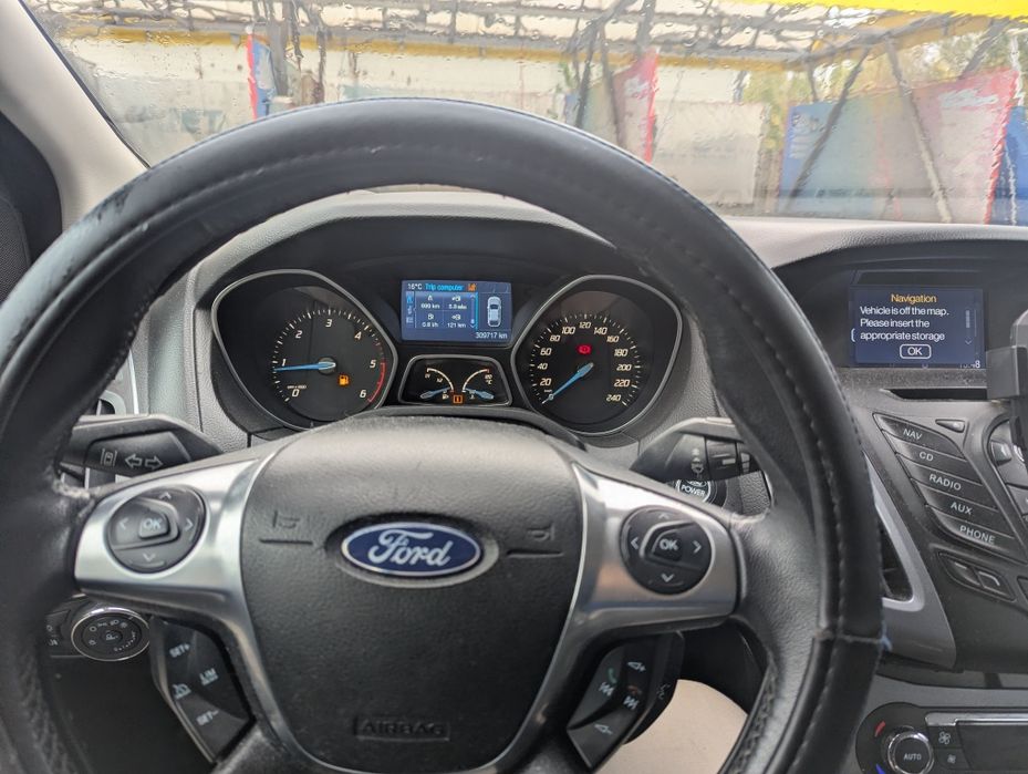 FORD Focus 2011 — imagine 4