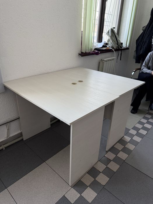 Продам офисный стол 2